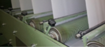 Elimine la estática del papel para ofrecer un mejor rendimiento del papel a través de la máquina.